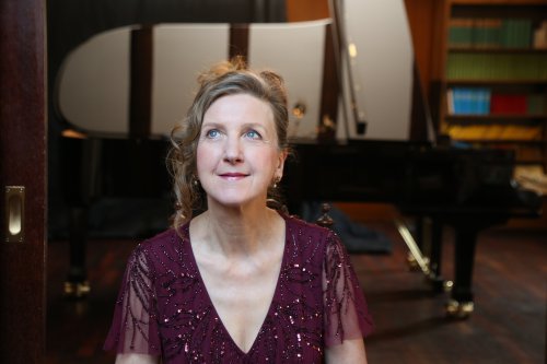 Klavierkonzert mit Roswitha Lohmer -  anlässlich des 200. Todestages von  C.M.v. Weber (angefragt)